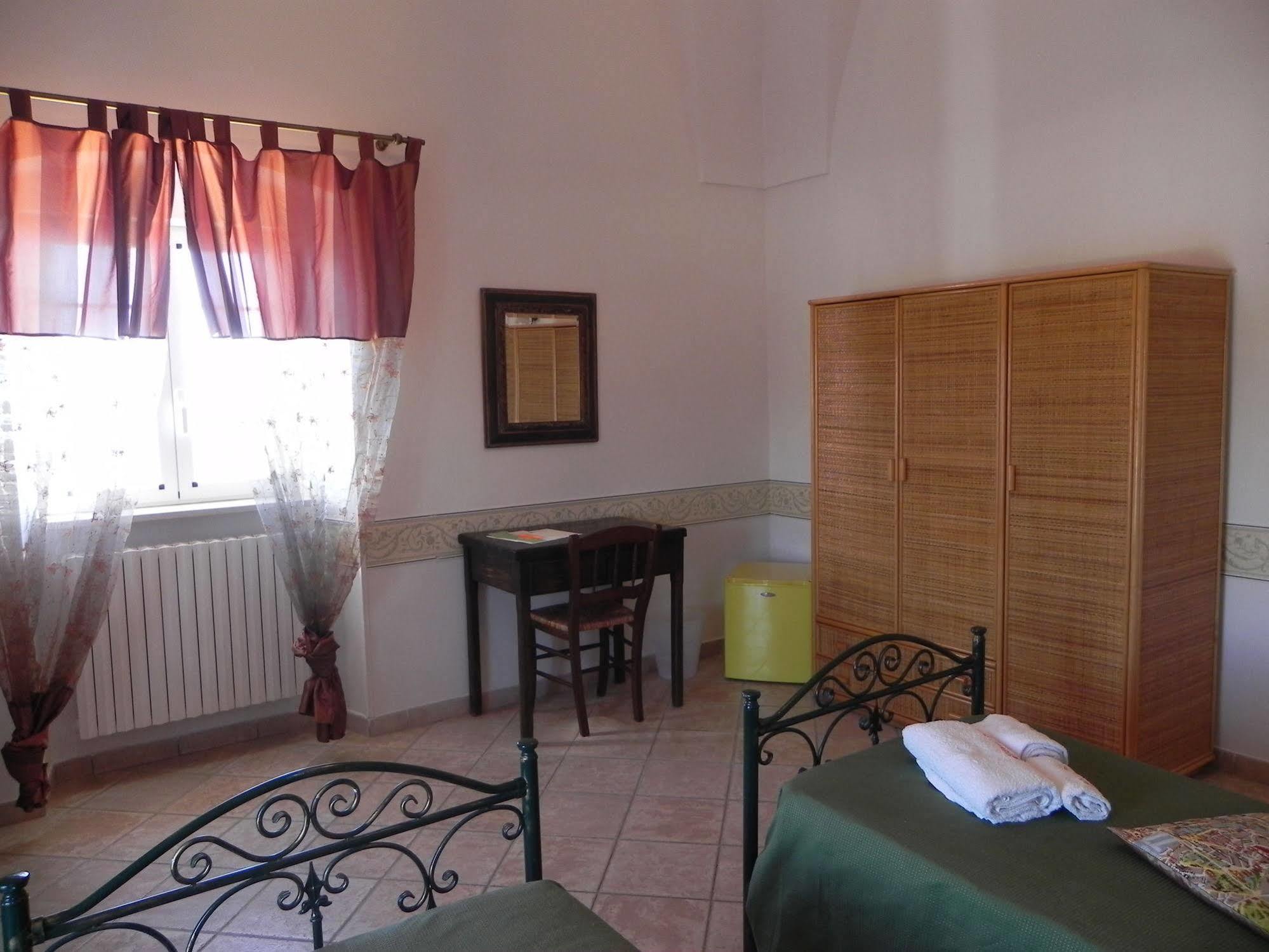 Bed and Breakfast Casal Duca Talsano Exterior foto